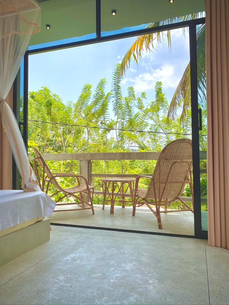 Hotel Lotus Surf House Midigama East Exterior foto